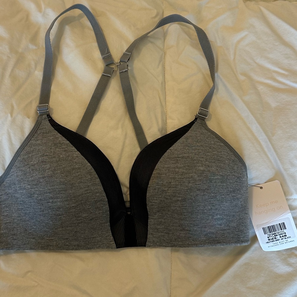 Grey & Black Wireless Molded-Cup Bra